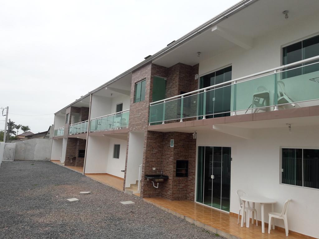 Conjunto Residencial Verdes Mares Guaratuba Exterior foto